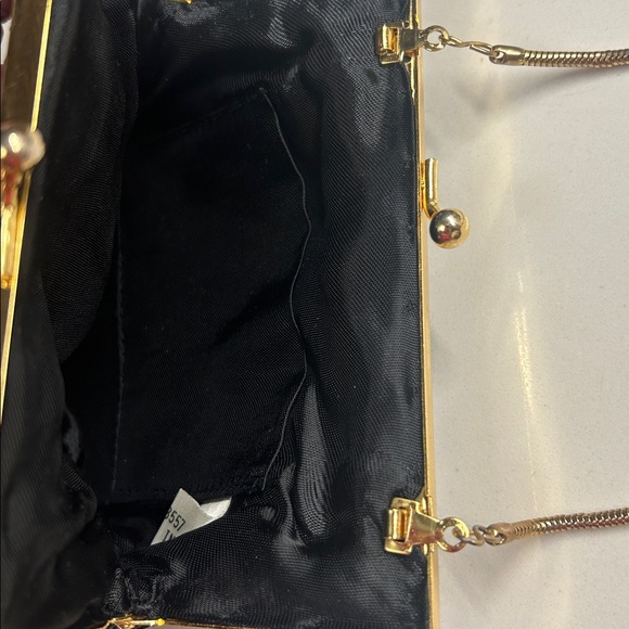 Hand Made Beaded Shell-Style Evening Purse - Picture 4 of 5